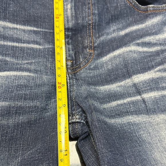 Lee Juniors or‎ Women’s Size 18 Blue Distressed Stretchy Skinny Jeans - Picture 6 of 7